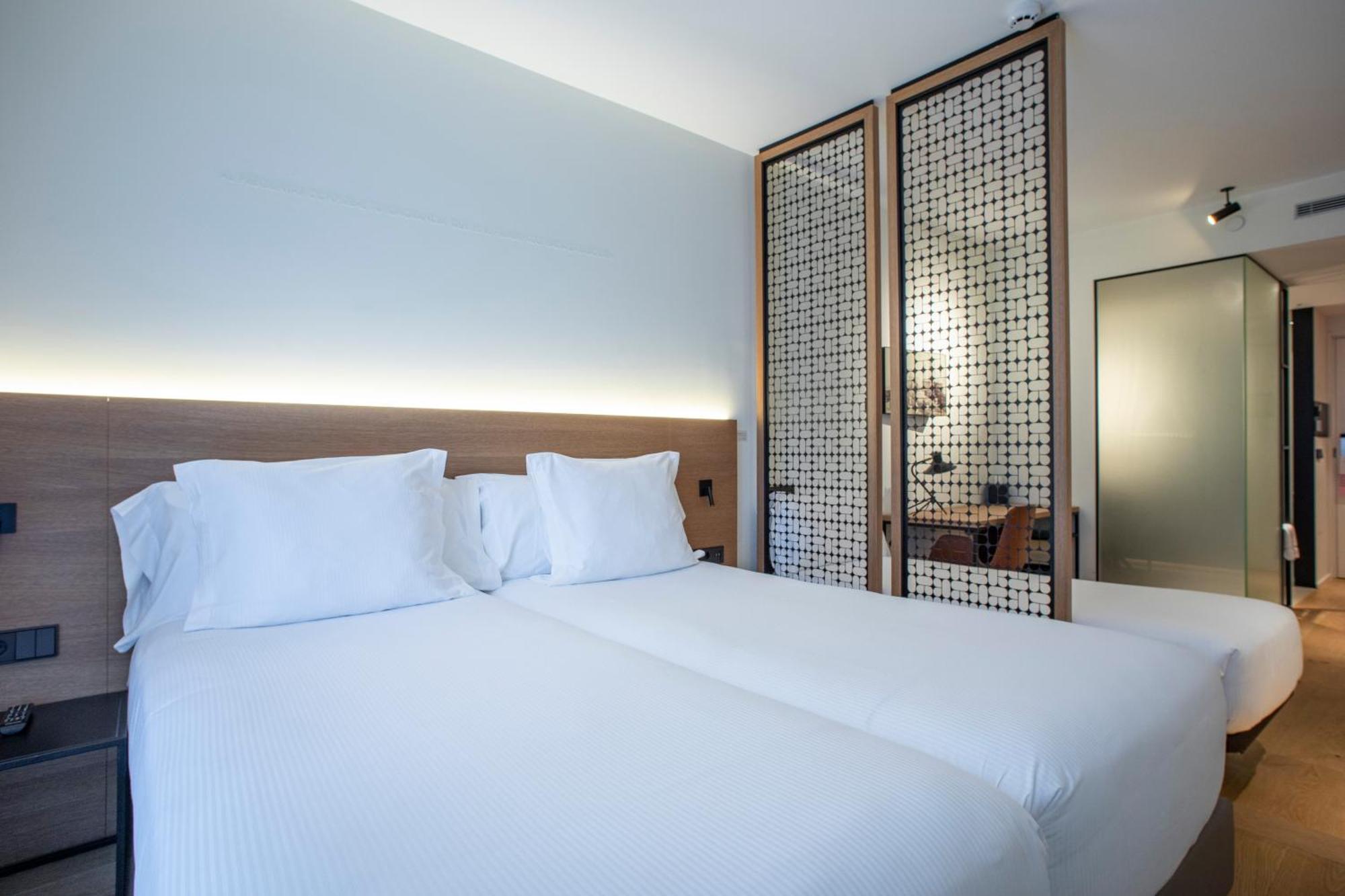 Hotel Paxton Barselona Oda fotoğraf